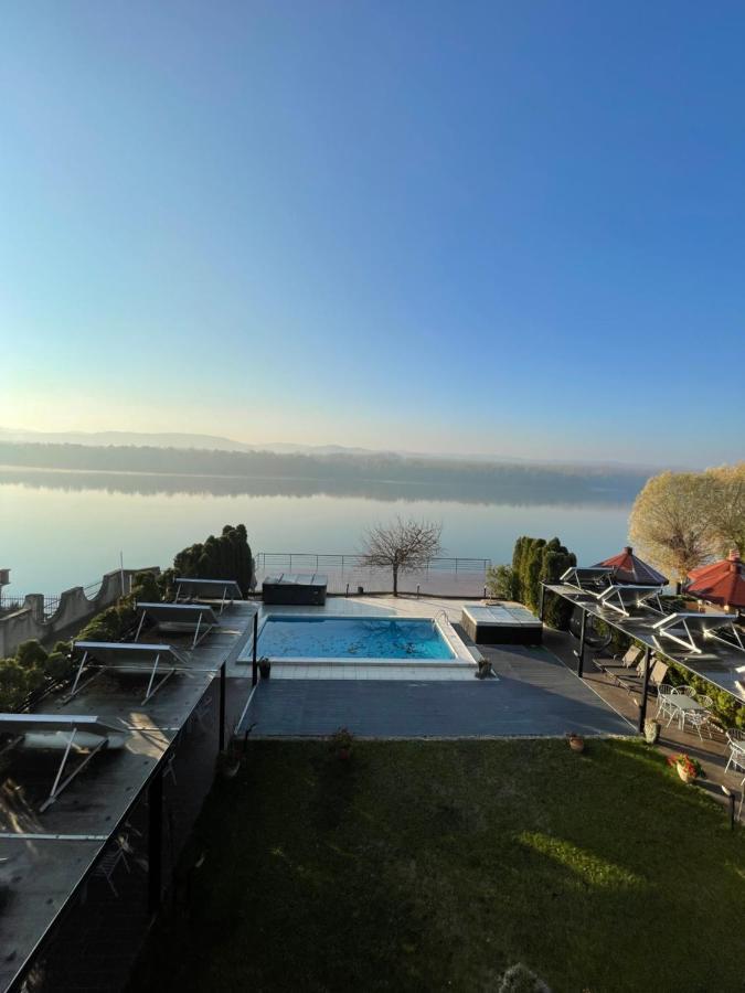 Guest House Panorama Aqualux Novi Sad Extérieur photo