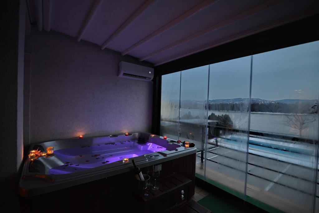 Guest House Panorama Aqualux Novi Sad Extérieur photo